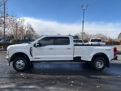2023 Ford F-350 LARIAT