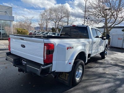 2023 Ford F-350 LARIAT