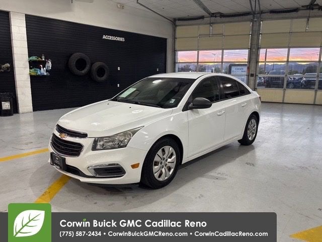 2016 Chevrolet Cruze LS Auto's photo