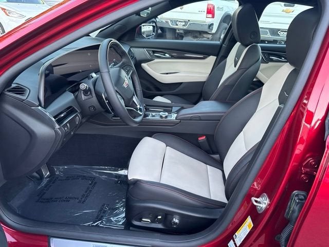 2025 Cadillac CT5 Sport