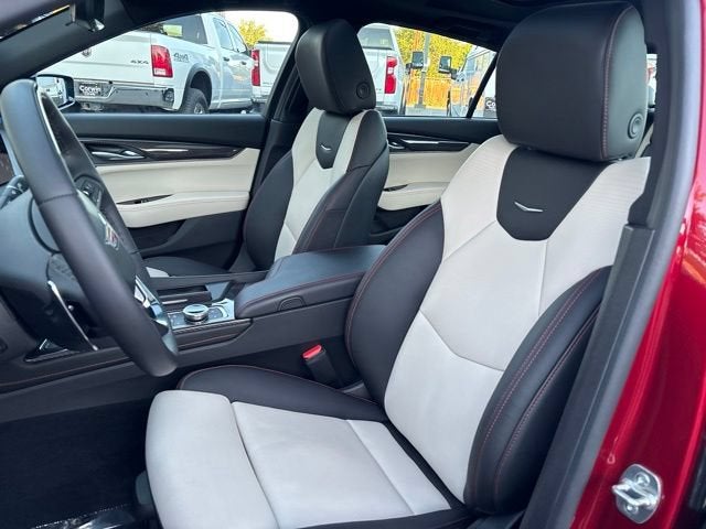 2025 Cadillac CT5 Sport