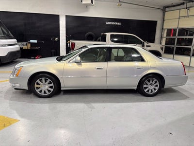 2006 Cadillac Deville w/1SD