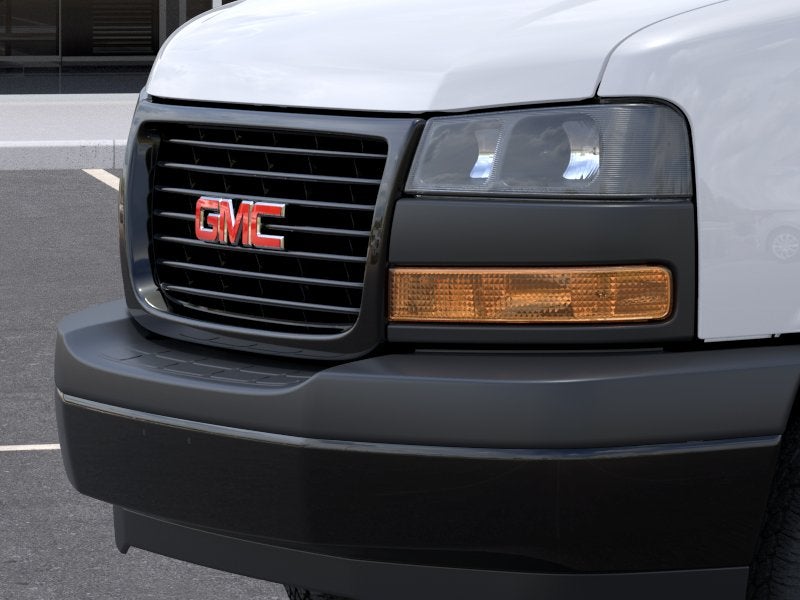 2026 GMC Savana Cutaway 3500 1WT