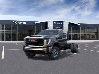 2025 GMC Sierra 3500 HD Chassis Cab Pro