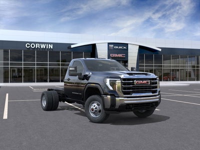 2025 GMC Sierra 3500 HD Chassis Cab Pro