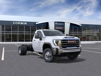 2025 GMC Sierra 3500 HD Chassis Cab Pro