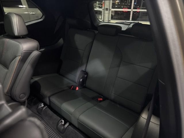 2024 GMC Acadia AT4
