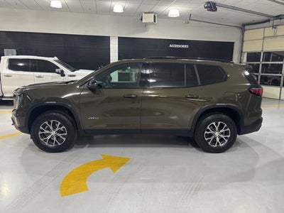 2024 GMC Acadia AT4