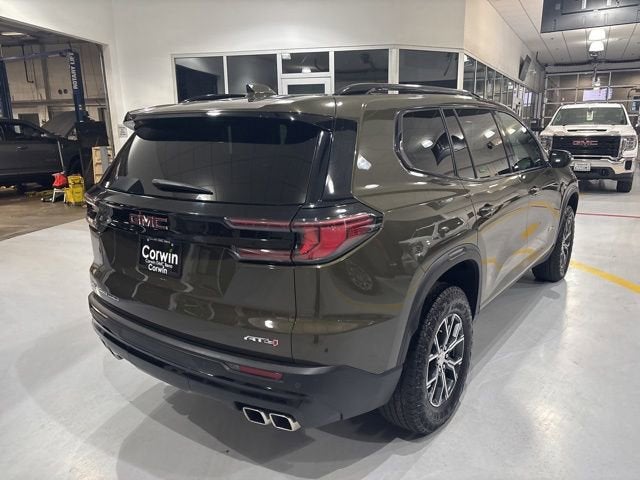 2024 GMC Acadia AT4