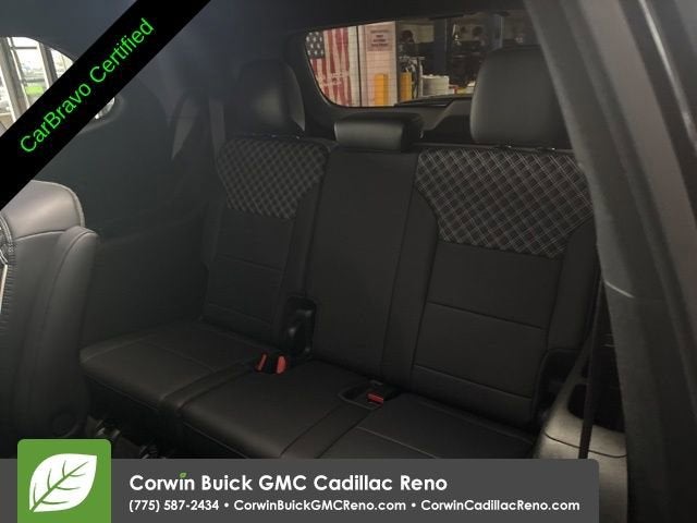 2024 GMC Acadia Denali