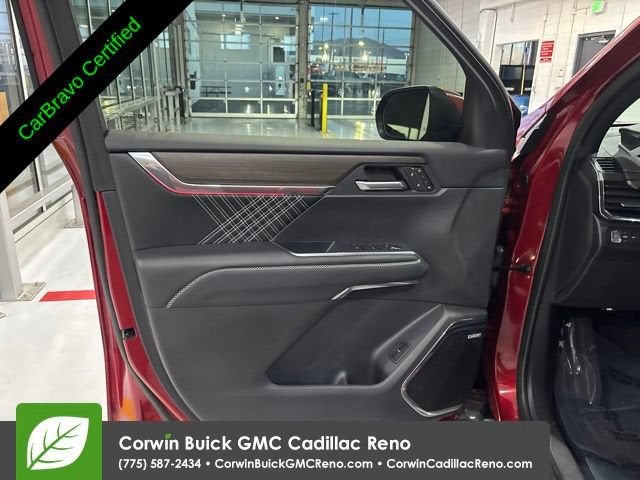 2025 GMC Acadia Denali