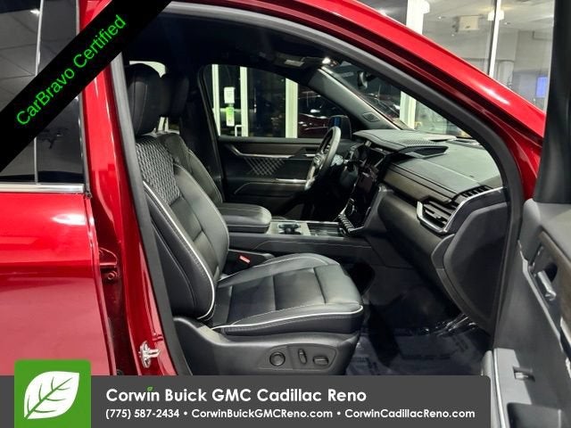 2025 GMC Acadia Denali