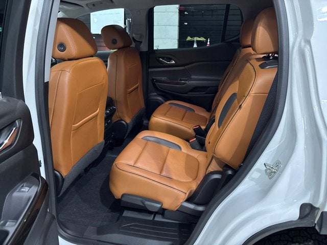 2020 GMC Acadia AT4