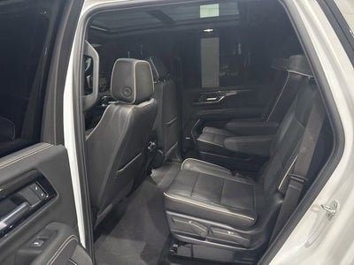 2025 GMC Yukon Elevation
