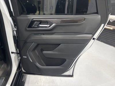 2025 GMC Yukon Elevation