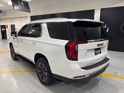 2025 GMC Yukon Elevation
