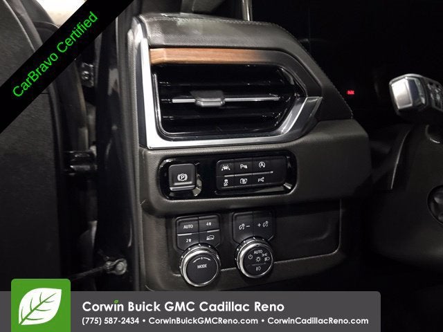 2025 GMC Yukon Denali - Photo 17