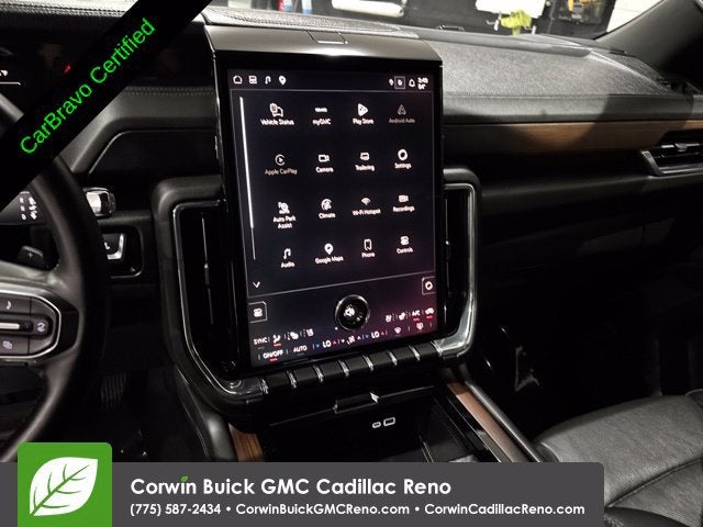 2025 GMC Yukon Denali - Photo 23