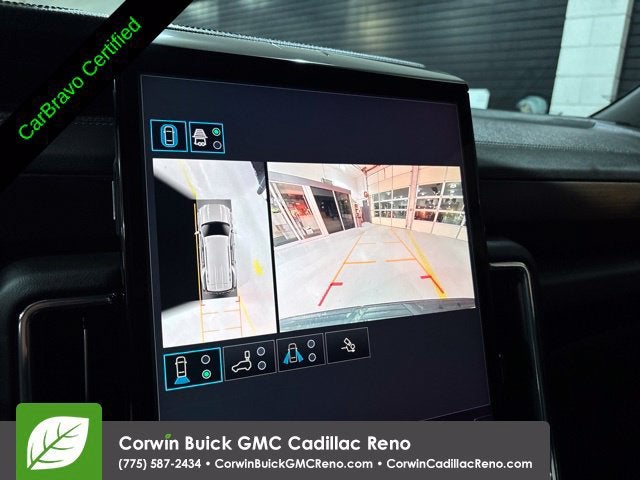 2025 GMC Yukon Denali - Photo 29