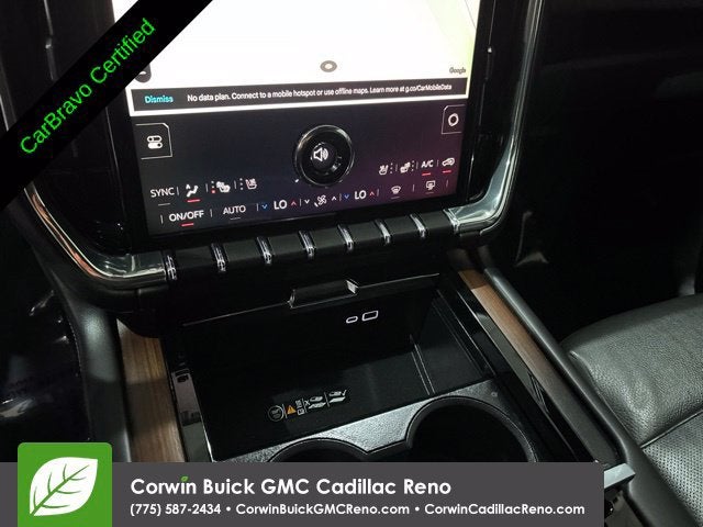 2025 GMC Yukon Denali - Photo 30