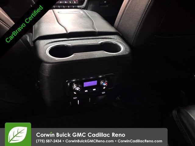 2025 GMC Yukon Denali - Photo 36