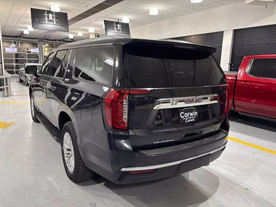 2023 GMC Yukon XL SLT