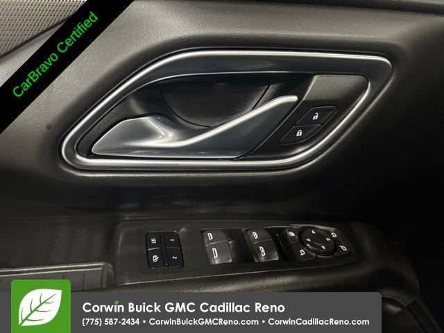2022 GMC Yukon XL AT4