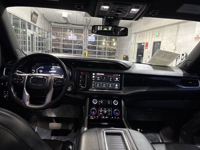 2022 GMC Yukon XL Denali