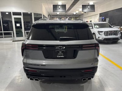 2024 Chevrolet Traverse LT