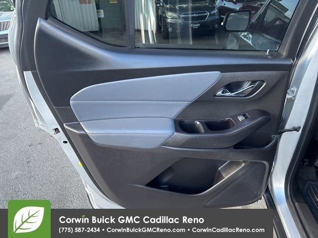2018 Chevrolet Traverse LT Cloth