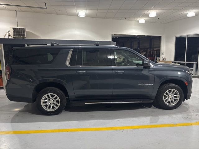 2021 Chevrolet Suburban LT