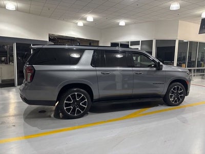 2021 Chevrolet Suburban RST