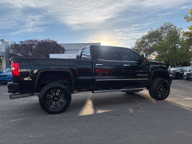 2017 GMC Sierra 2500 HD Denali