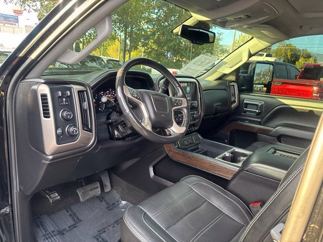 2017 GMC Sierra 2500 HD Denali