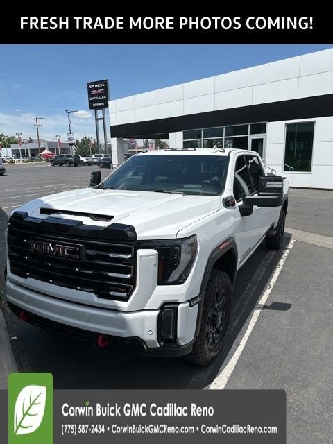 2024 GMC Sierra 4WD Crew Cab Standard Box AT4's photo
