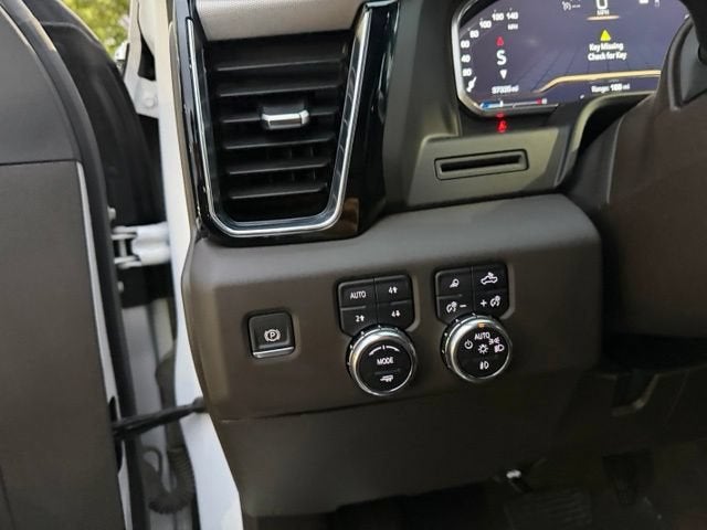 2024 GMC Sierra 3500 HD Denali