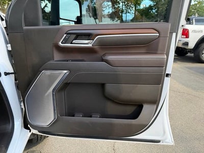 2024 GMC Sierra 3500 HD Denali