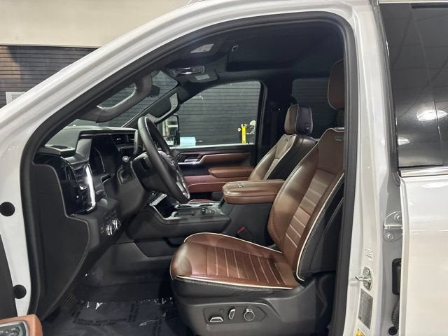 2024 GMC Sierra 3500 HD Denali Ultimate