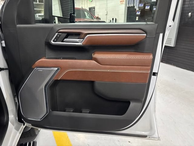 2024 GMC Sierra 3500 HD Denali Ultimate