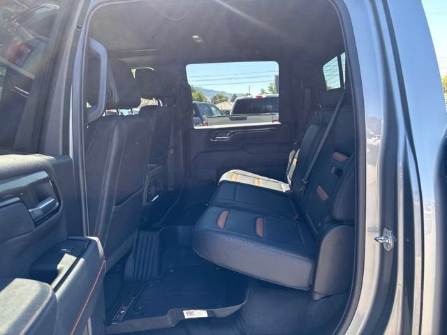 2025 GMC Sierra 2500 HD AT4