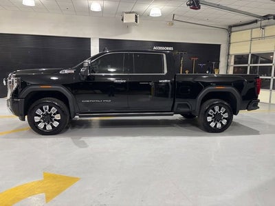 2025 GMC Sierra 2500 HD Denali
