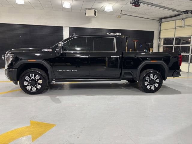 2025 GMC Sierra 2500 HD Denali