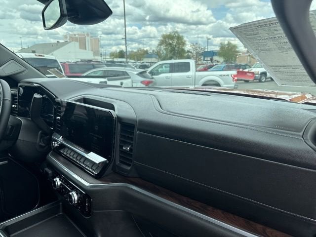 2025 GMC Sierra 3500 HD SLT DRW