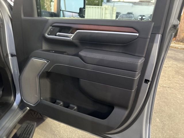 2025 GMC Sierra 3500 HD Denali