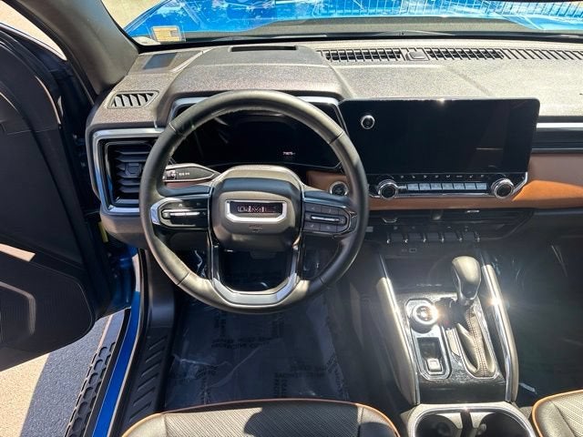 2023 GMC Canyon AT4