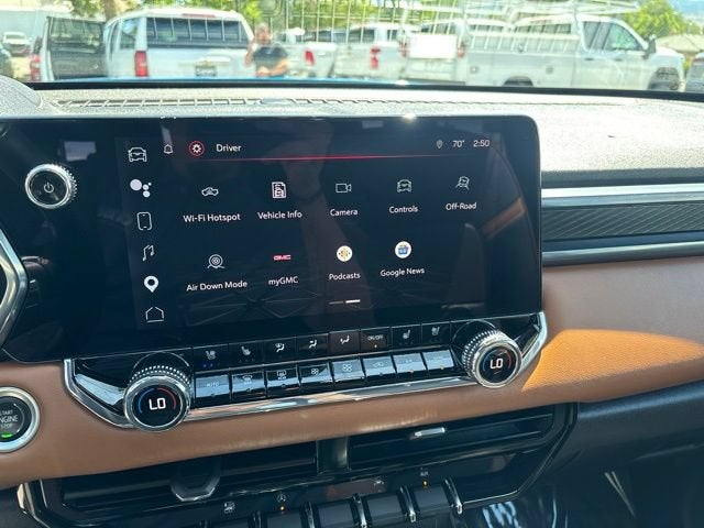 2023 GMC Canyon AT4