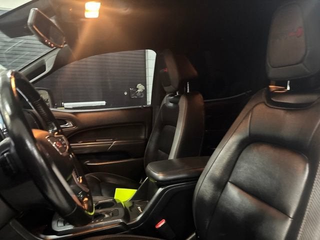 2021 GMC Canyon 4WD AT4 w/Leather