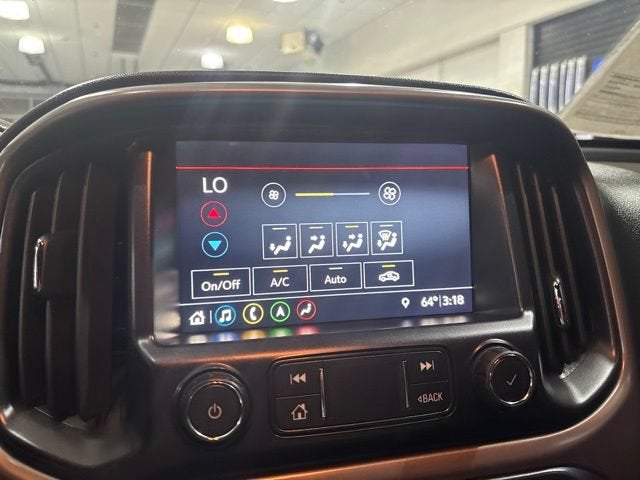 2021 GMC Canyon 4WD AT4 w/Leather