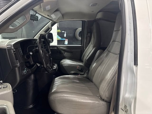 2023 GMC Savana Cargo 2500 RWD 2500 Extended Wheelbase Work Van