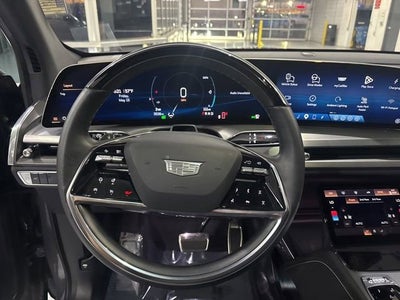 2026 Cadillac VISTIQ Luxury
